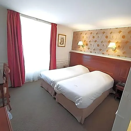 Touring Hotel
